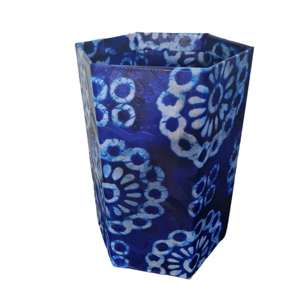 FOLDING TRASH CAN - Picture 2 of 2